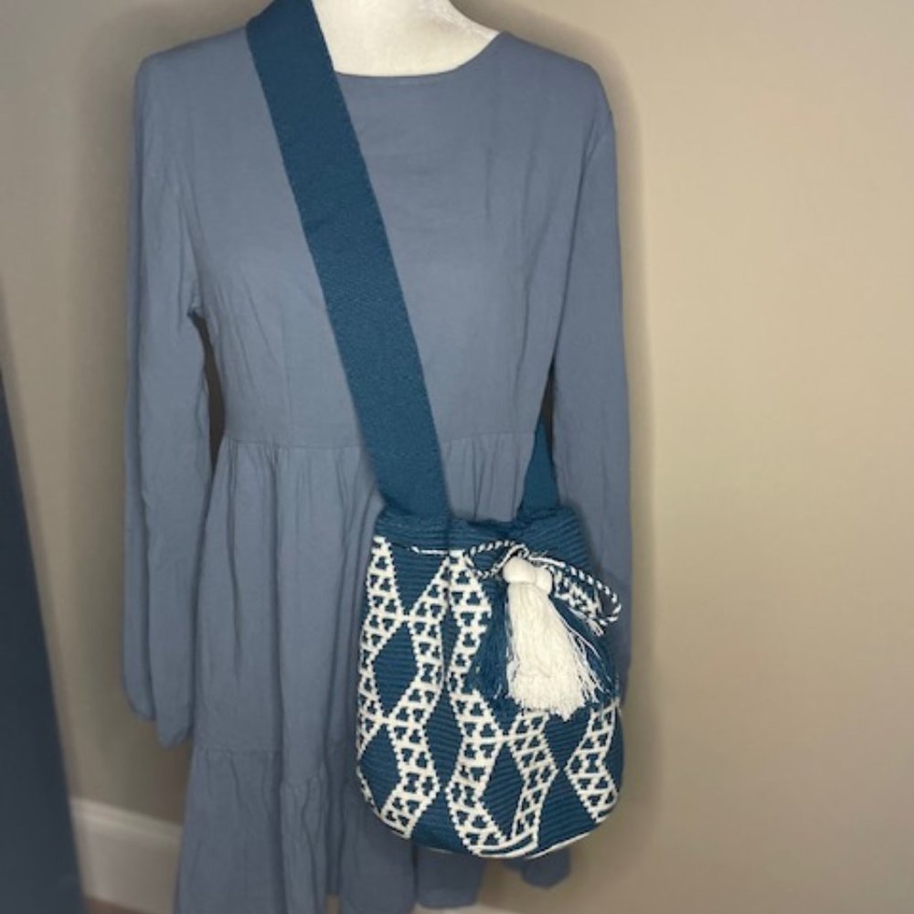 White & Blue Handmade Mochila Wayuu Bag